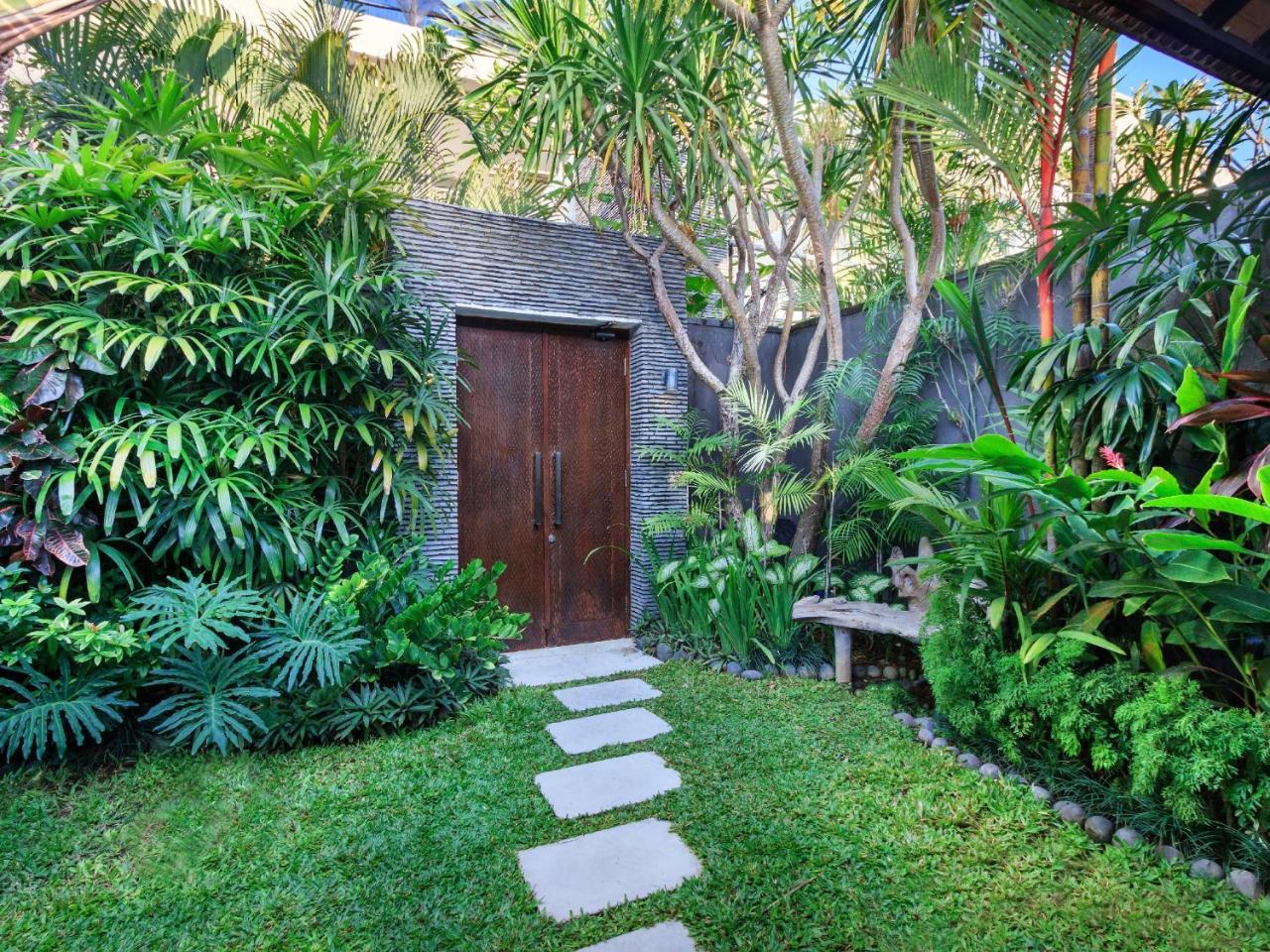 Anjali Villas Seminyak  Exterior photo